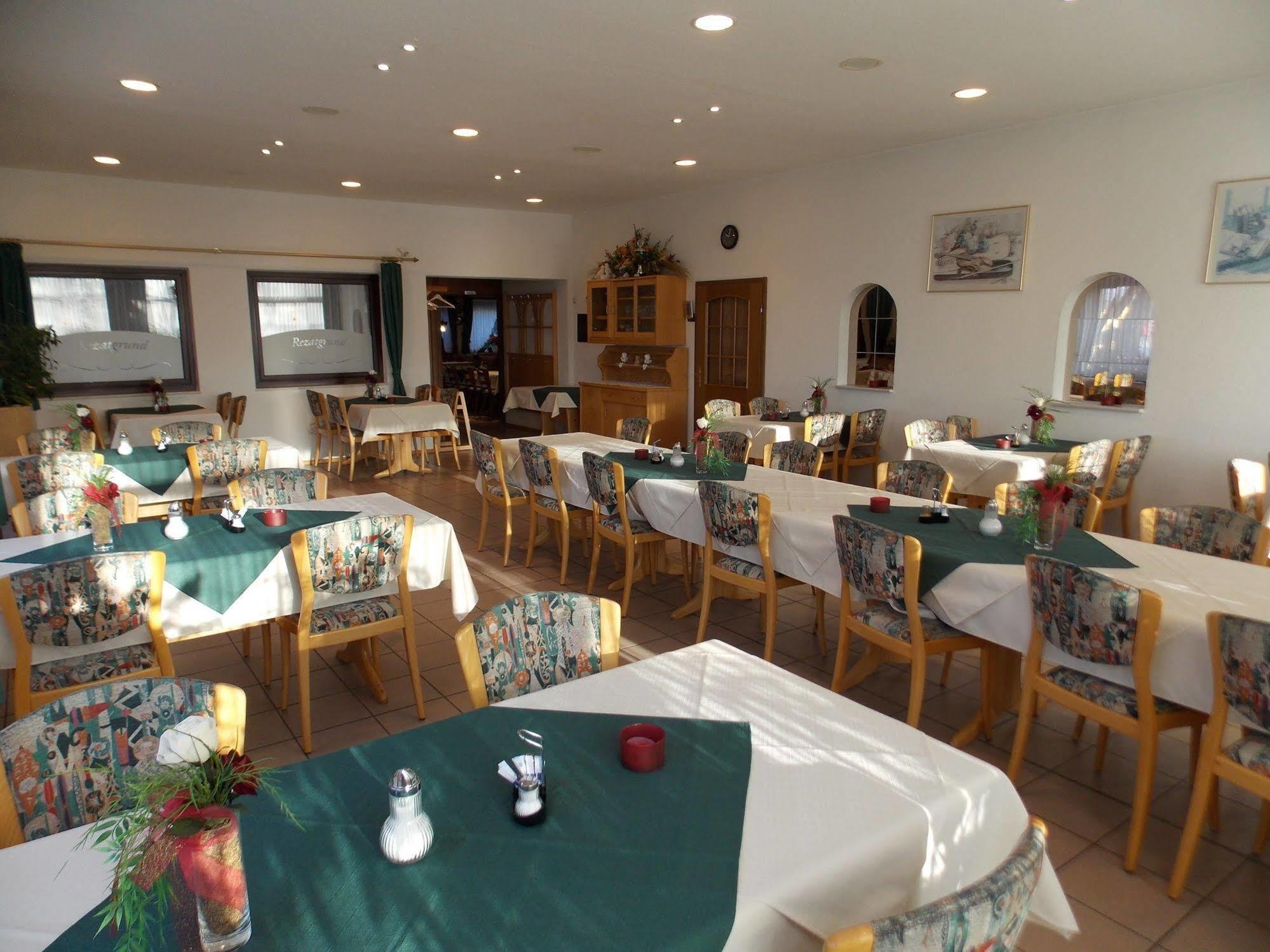 Gasthaus Pension Rezatgrund Windsbach Εξωτερικό φωτογραφία
